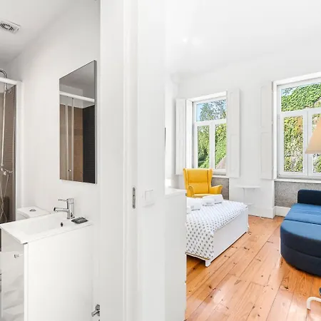 Guestready - Charming Apartmán Porto